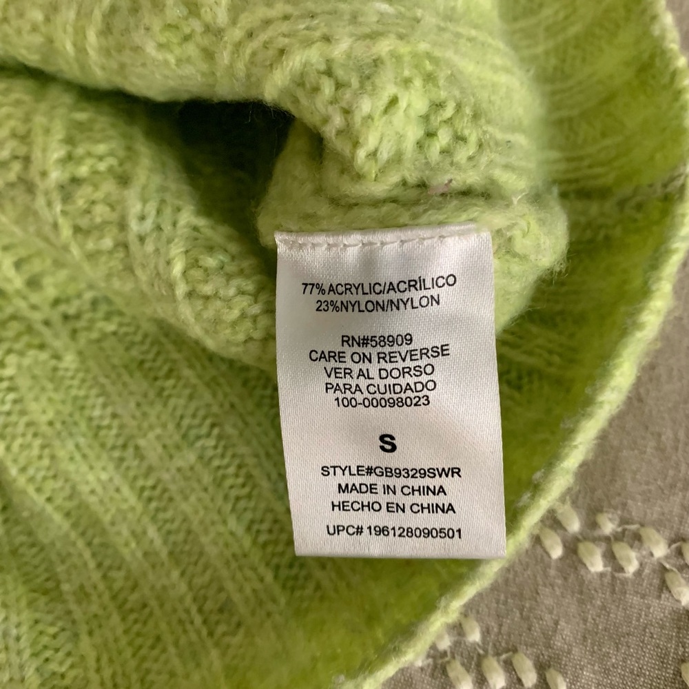EUC GIANNI BINI cozy cropped sweater - Picture 6 of 6